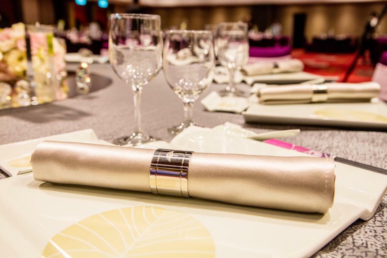 Fullon Hotel Taoyuan Airport Access Mrt A8 Guishan Εξωτερικό φωτογραφία A napkin ring