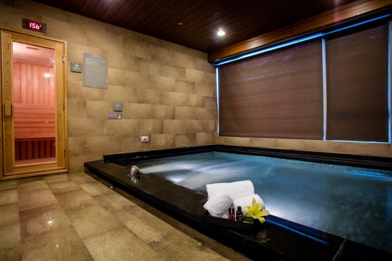 Fullon Hotel Taoyuan Airport Access Mrt A8 Guishan Εξωτερικό φωτογραφία A modern spa